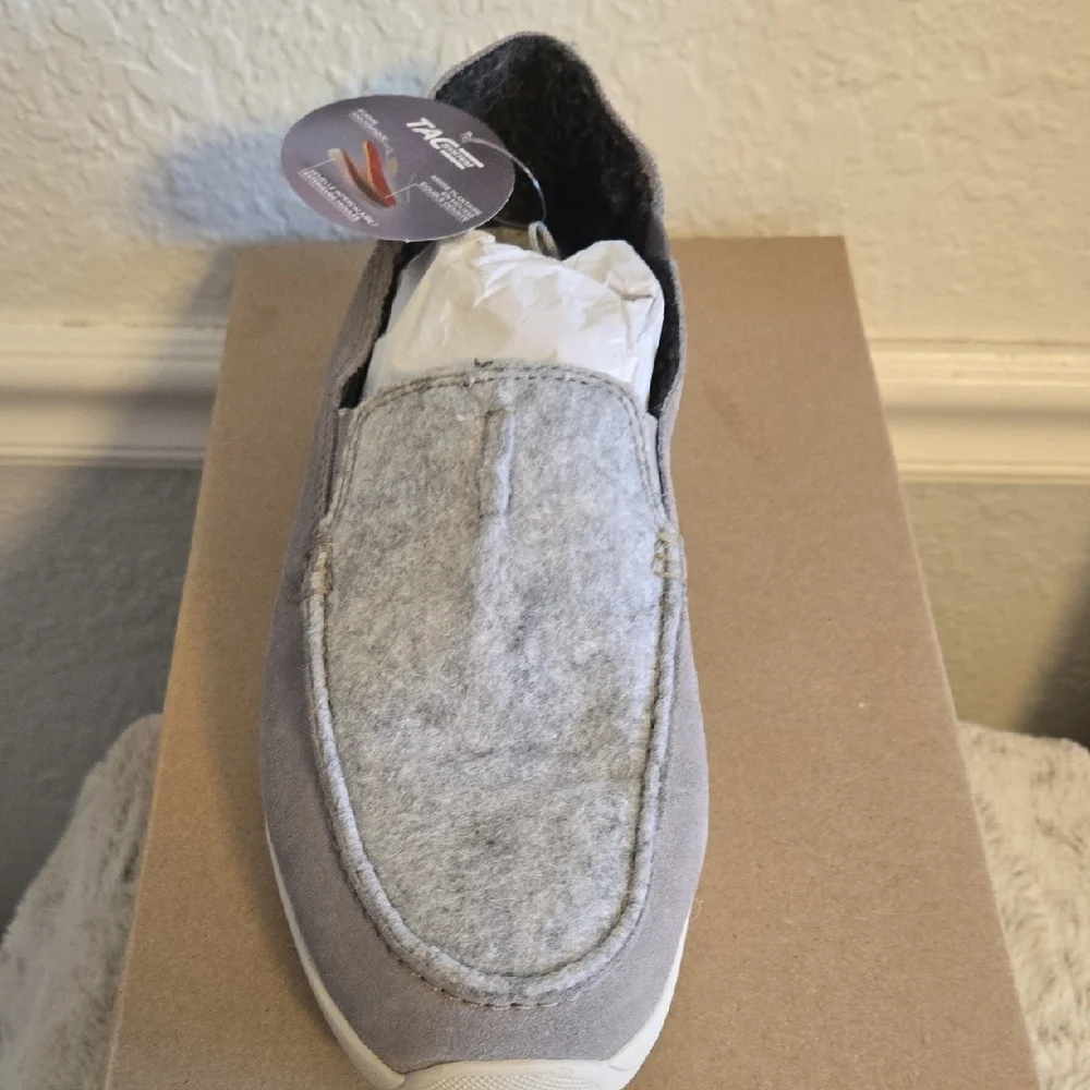 Clarks Men Step Gray Suede Slip-On Shoes Size 10.5